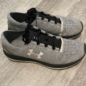 Under Armour tennis shoes